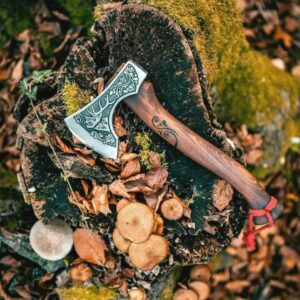 BEST HUNTING HATCHET