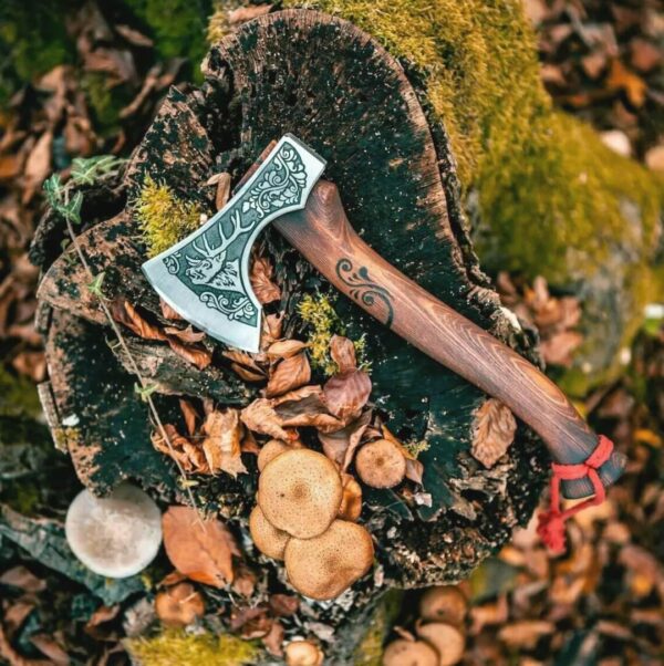 BEST HUNTING HATCHET