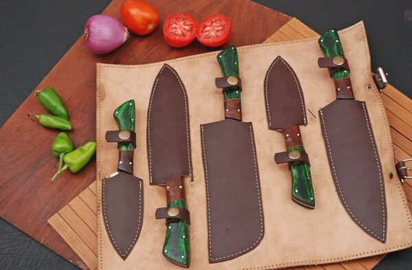 BEST KNIFE FOR CHOPPING VEGETABLES